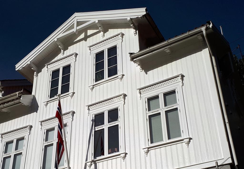 Charm Inn Arendal Exterior foto